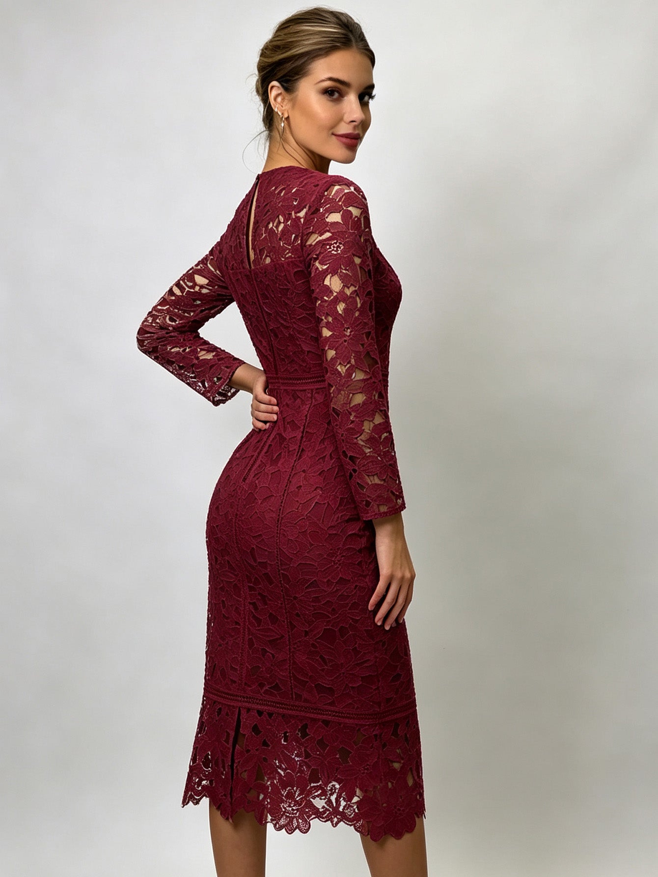 Marry | Long Sleeve V-Neck Lace Mermaid Midi Dress